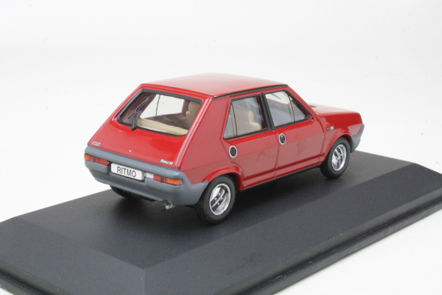 Fiat Ritmo 1979, punainen