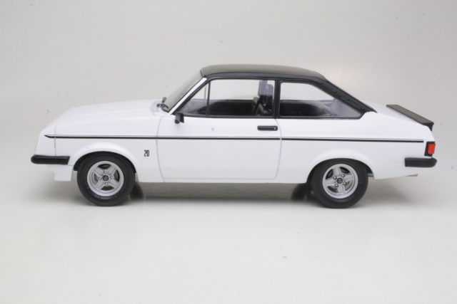 Ford Escort Mk2 RS2000 1976, valkoinen