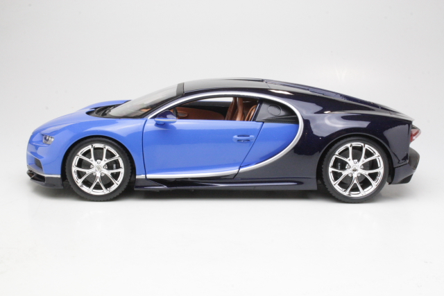 Bugatti Chiron Le Patron 2016, sininen