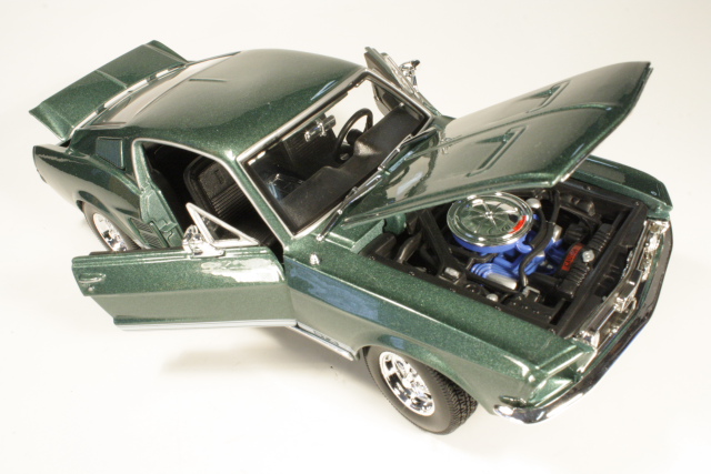 Ford Mustang Fastback 1967, vihreä