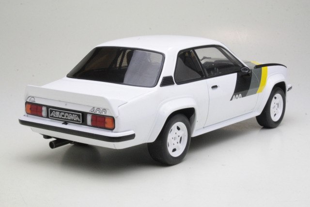 Opel Ascona B 400 1982, valkoinen