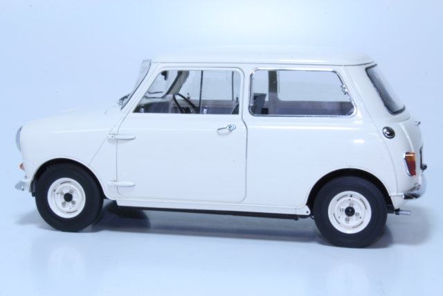 Morris Mini Minor 1959, valkoinen 1:12 - Sulje napsauttamalla kuva