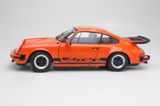 Porsche 911 Carrera 3.2, oranssi