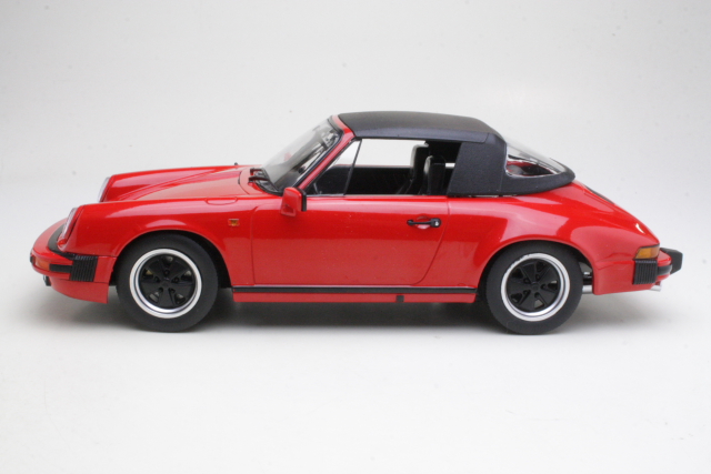 Porsche 911 SC Cabriolet 1983, punainen