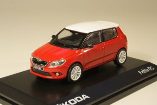 Skoda Fabia II RS 2010, punainen/valkoinen
