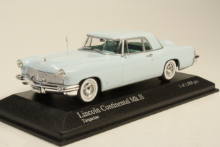 Lincoln Continental Mk2 1956, vaaleansininen