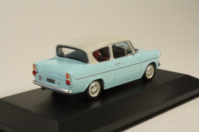 Ford Anglia DeLuxe 1962, sininen/valkoinen
