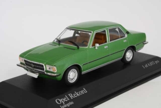 Opel Rekord D 1975, vihreä
