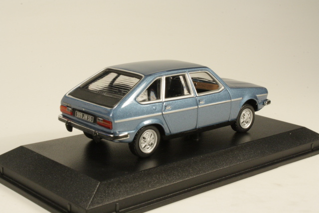 Renault 30TS 1975, sininen