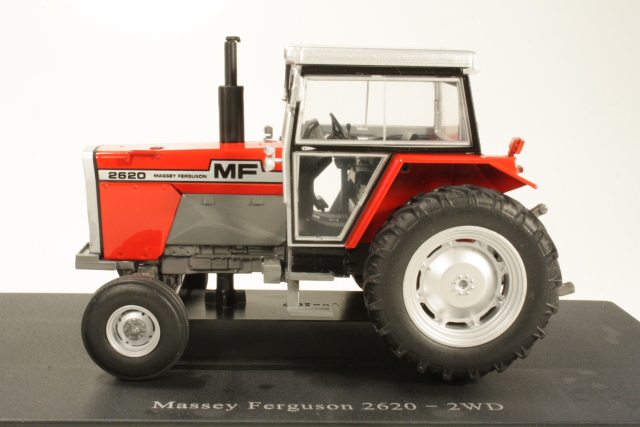 Massey Ferguson 2620 2wd 1979, punainen