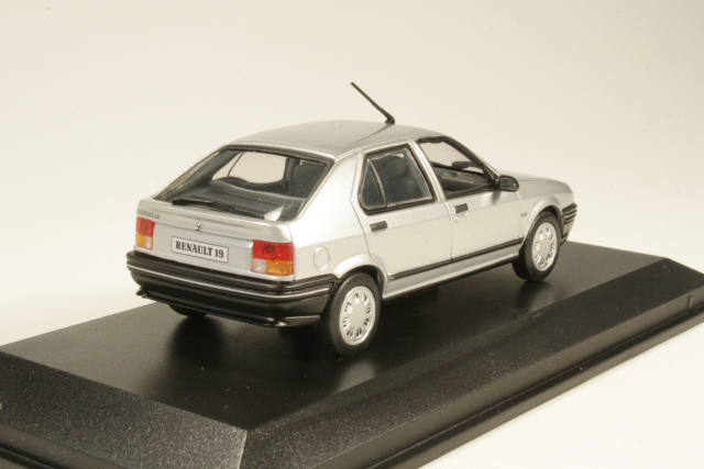 Renault 19 GTD 1988, hopea