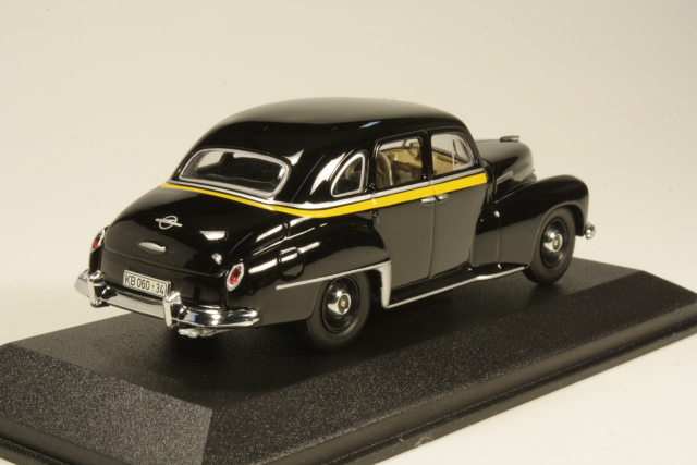 Opel Kapitan 1951 Taxi, musta
