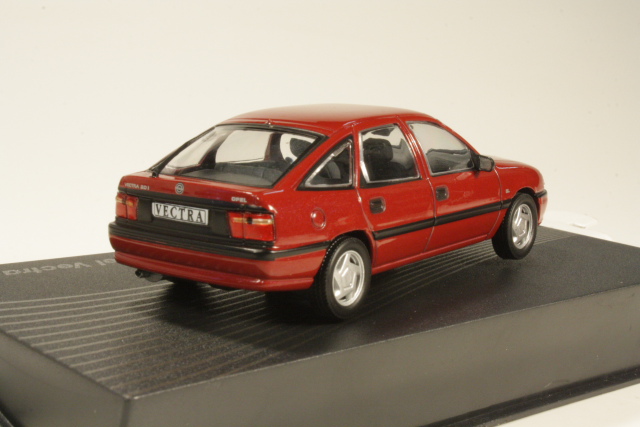 Opel Vectra A GL 1988, punainen