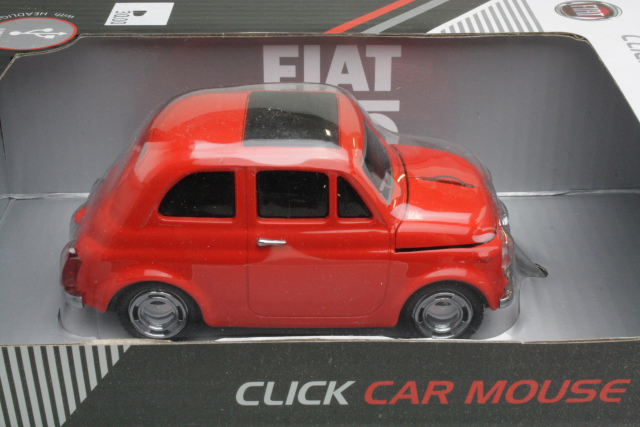 Fiat 500, punainen. Johdollinen optinen rullahiiri.