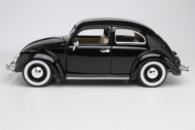 VW Kupla 1955, musta