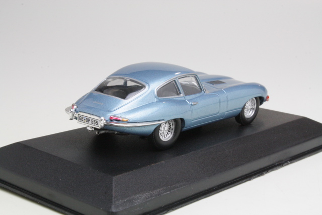 Jaguar E-Type Coupe 1961, vaaleansininen
