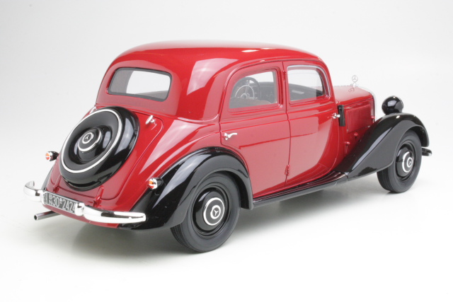 Mercedes 170V 1939, punainen/musta