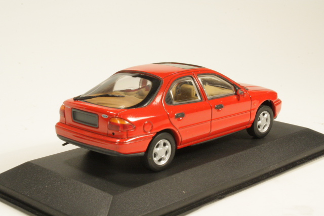 Ford Mondeo Fliesdeck 5d 1993, punainen