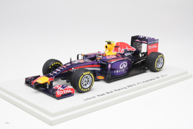 Red Bull Racing RB10 2014, D.Ricciardo, no.3