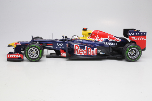 Red Bull Racing RB8, Brazil GP 2012, S.Vettel, no.1 [110120101