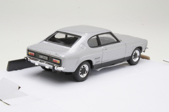 Ford Capri 1969 (red) - die cast - modèle de collection - Minichamps 940085500