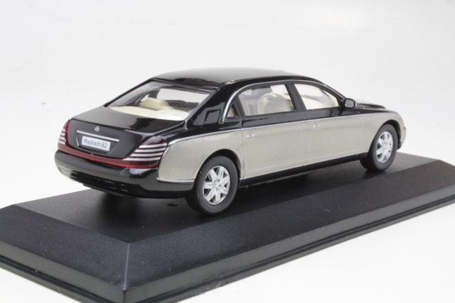 Maybach 62 (v240) 2003, black/gold [MCOLL058] - 22,95