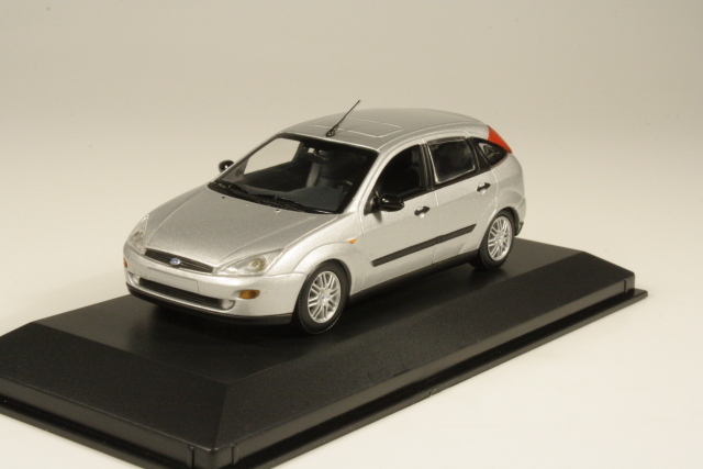  Ford Focus 5d 1998, plata [VBT298] - 24,95€ : Automodelismo, Maquetas