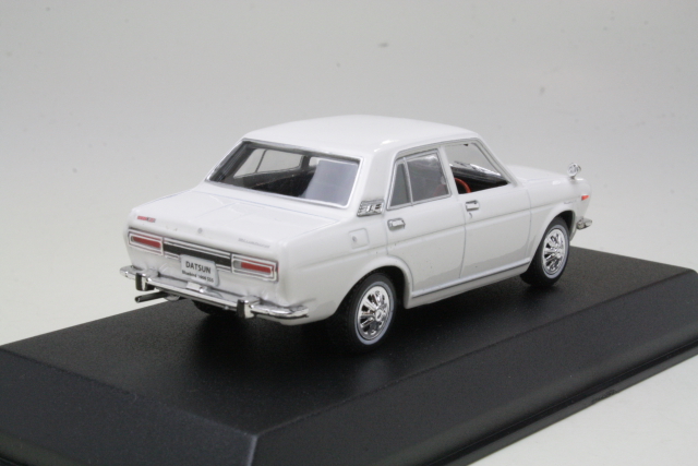 Nissan Bluebird 1600 SSS 1969, white [NV420142] - 36,95