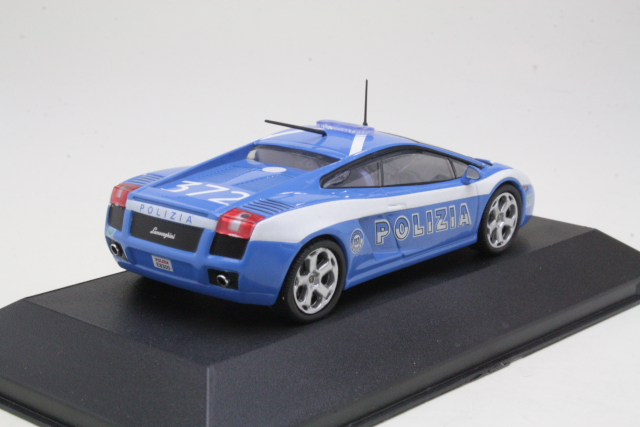 AutoArt - A boxed 1:18 scale AutoArt 'Police Division' #74576