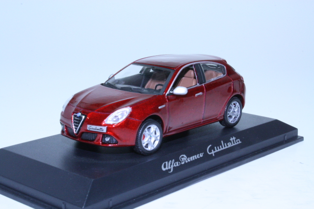 Norev Alfa Romeo Giulietta N°29 échelle 1/43 - Miniature Verte Collection