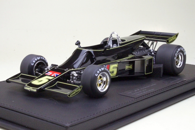 Reve 1/43 Lotus 77 1975 Presentation Car R.PETERSON 完成品 g6bh9ry Year 1975 Lotus 77 launch Ronnie and Barbro Peterson posing with