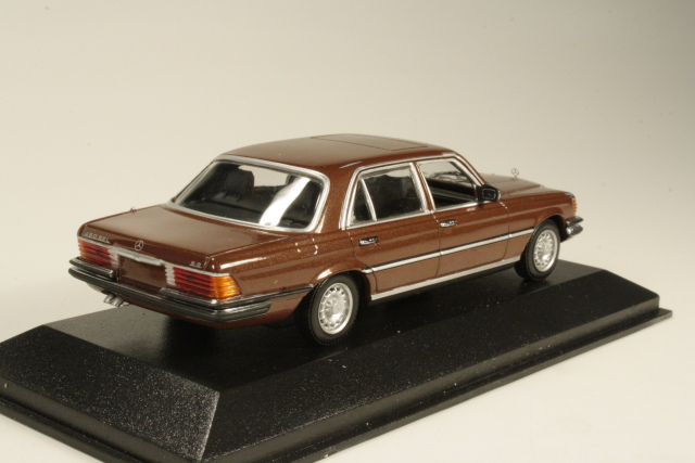 Mercedes 450SEL 6.9 1974, ruskea [430039209] - 34,95