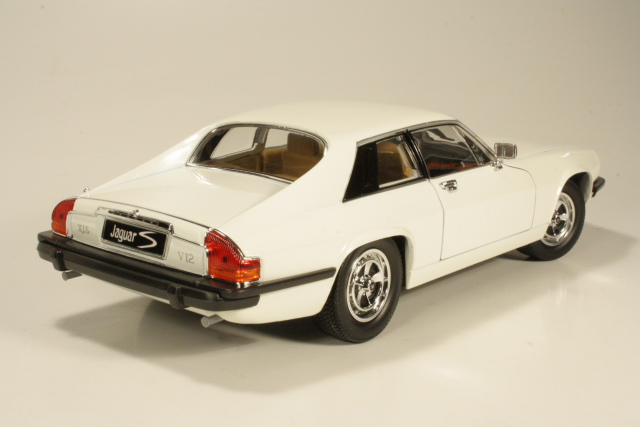 Jaguar XJS 5.3 V12 1975, white [YM92658] - 38,95€ : Automodels