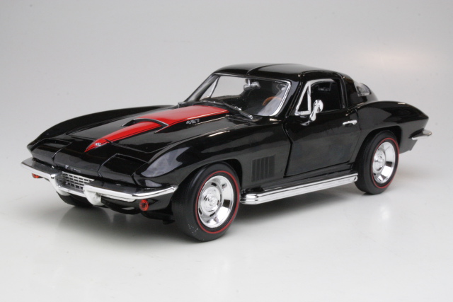 Chevrolet Corvette C2 Sting Ray L88 427 1967, musta