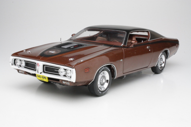 Dodge Charger Super Bee 1971, dark brown