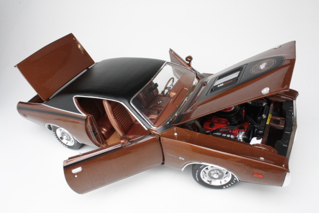 Dodge Charger Super Bee 1971, dark brown