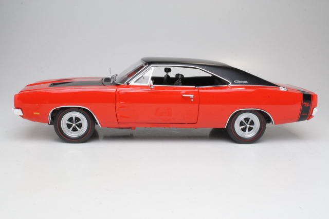 Dodge Charger R/T 440 Hemi 1969, punainen - Sulje napsauttamalla kuva