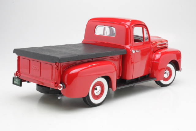 Ford F-1 Pick-Up 1948, punainen - Sulje napsauttamalla kuva