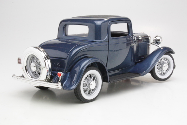 Ford 3-Window Coupe 1932, sininen - Sulje napsauttamalla kuva