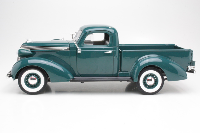 Studebaker Coupe Express Pick Up 1937, tummanvihreä
