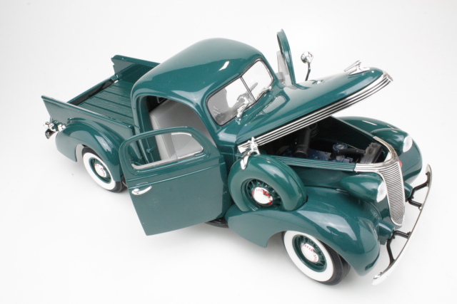 Studebaker Coupe Express Pick Up 1937, tummanvihreä