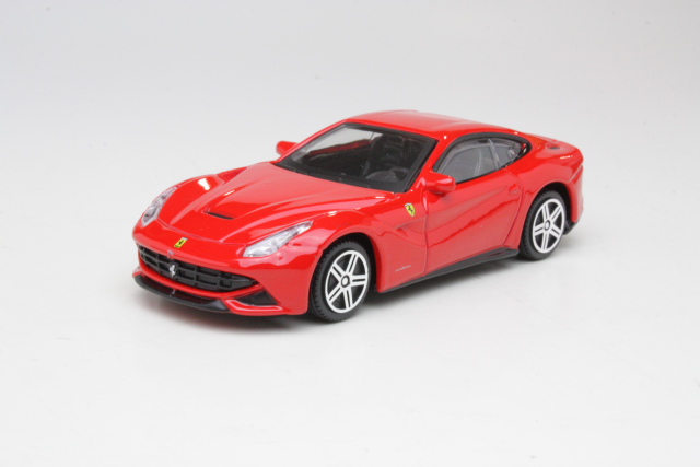 Ferrari F12 Berlinetta, punainen