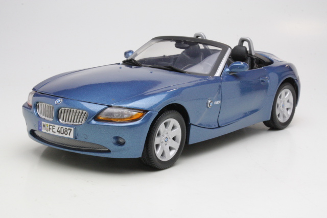 BMW Z4 (E85), blue
