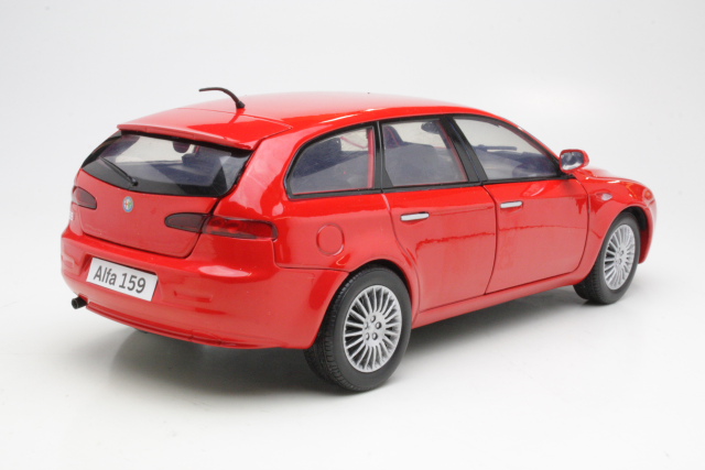 Alfa Romeo 159 SW, red