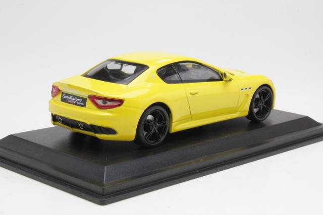Maserati Gran Turismo MC Stradale 2013, keltainen