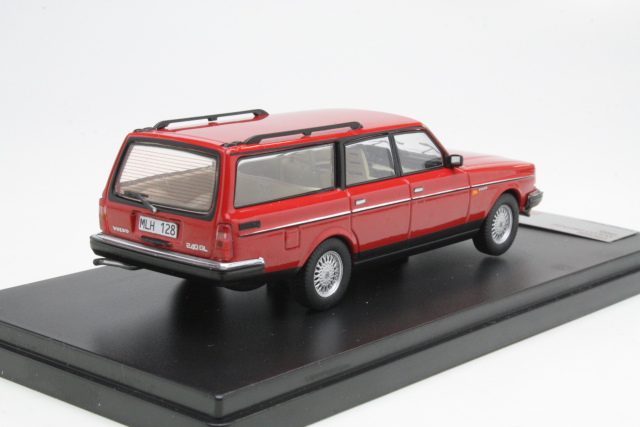 Volvo 240 Break 1991 Polar, punainen