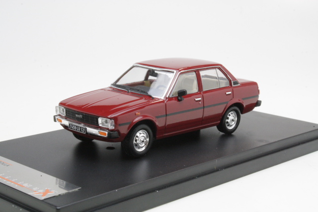 Toyota Corolla E70 1979, tummanpunainen - Sulje napsauttamalla kuva