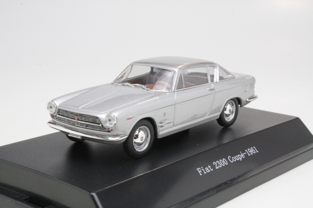 Fiat 2300 Coupe 1961, harmaa