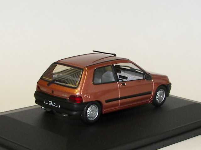 Renault Clio RN 1991, pronssi