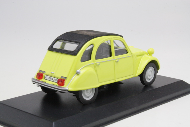 Citroen 2CV, yellow